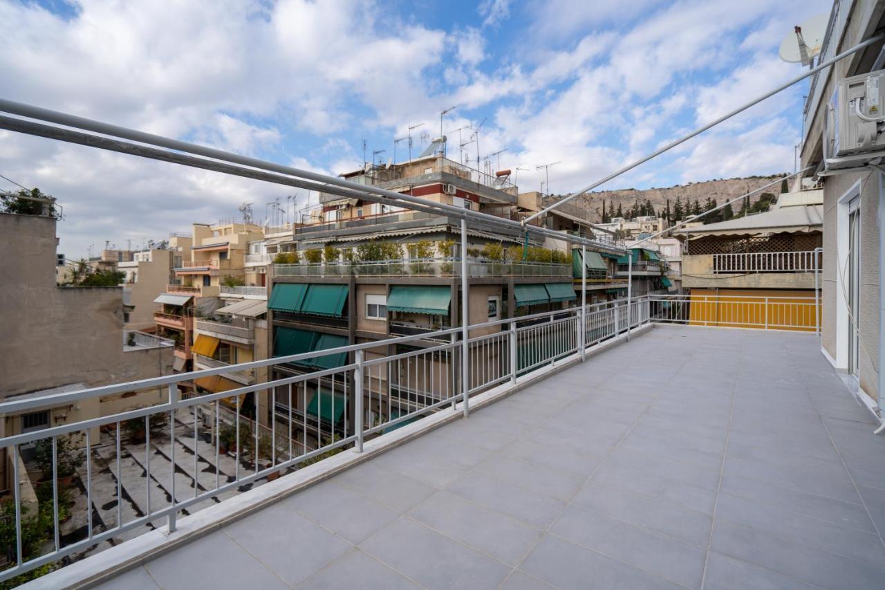 Apartament Athens Hideout Apt, Big Rooftop With City View Zewnętrze zdjęcie