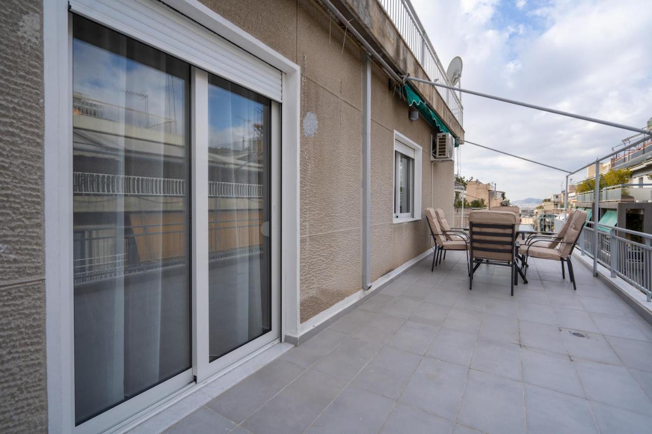 Apartament Athens Hideout Apt, Big Rooftop With City View Zewnętrze zdjęcie